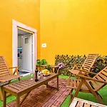 Apartment And Beautiful