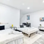 Apartment And Beautiful *
