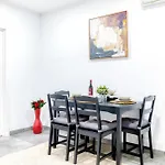 Apartment And Beautiful