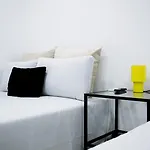 And Beautiful Apartment Lisbon