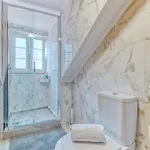 Apartment And Beautiful Lisbon