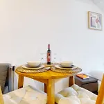 Apartment And Beautiful *