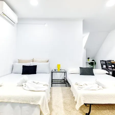 And Beautiful Apartmán *